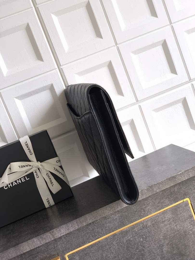 Chanel Large clutch,  Shiny crumpled calfskin, AP4944 black