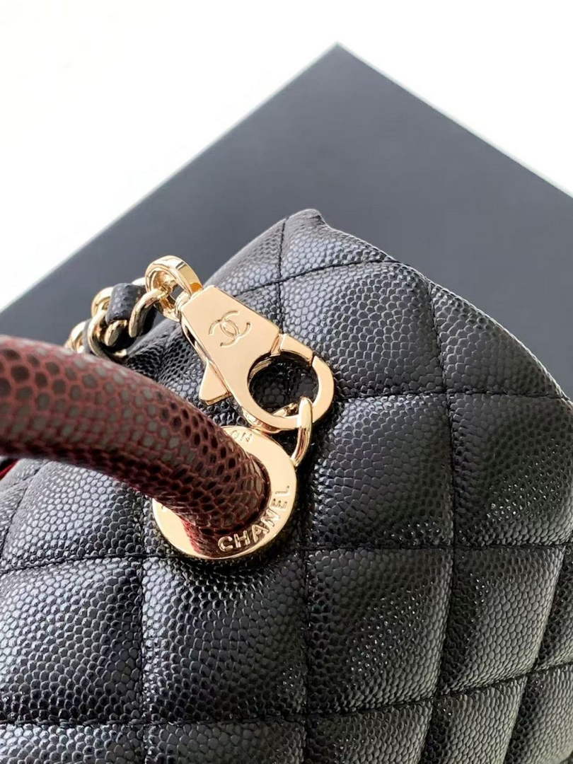 Chanel Large Flap bag with top handle A92991, Black Red calfskin Gold