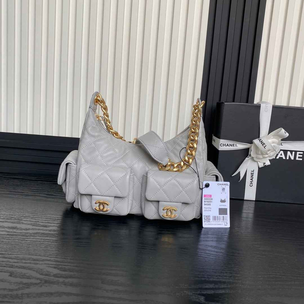 Chanel large hobo bag, Shiny lambskin AS5339 gray