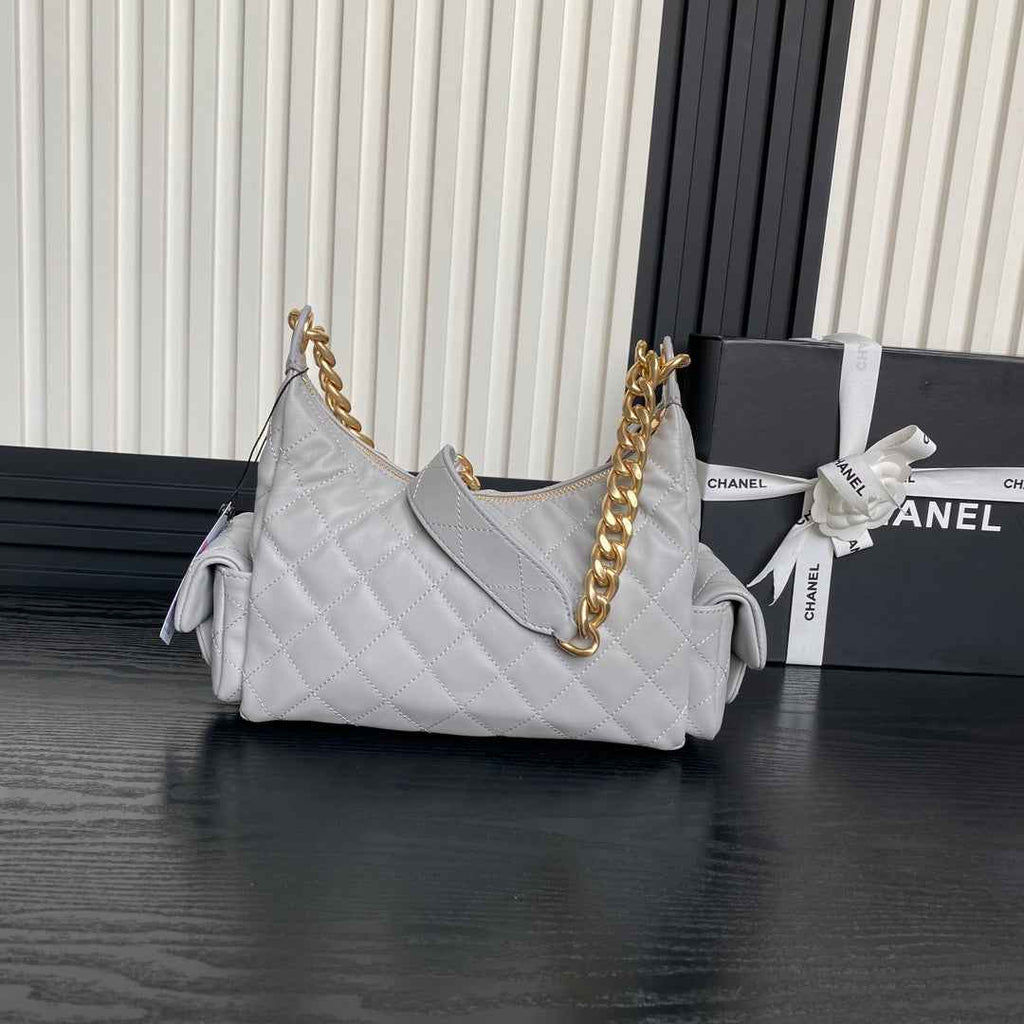 Chanel large hobo bag, Shiny lambskin AS5339 gray