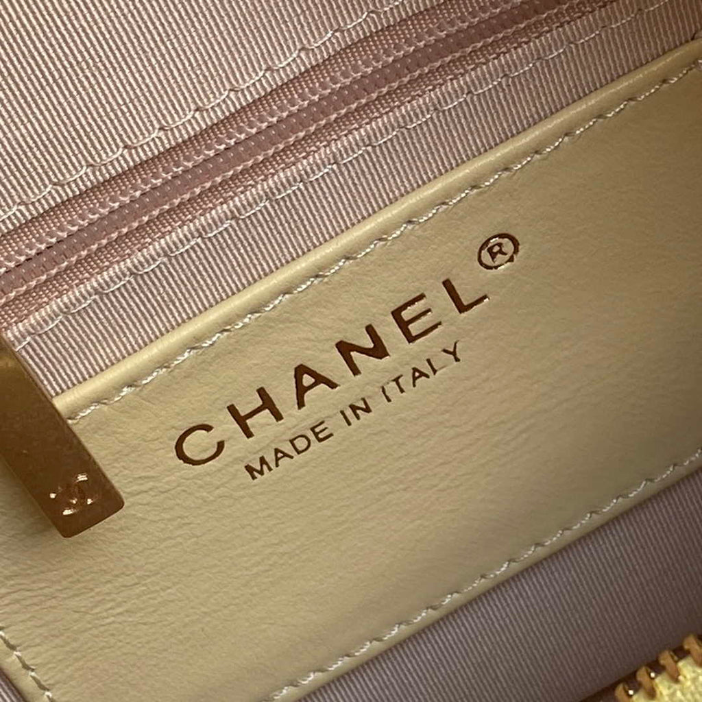 Chanel large hobo bag, Shiny lambskin AS5339 yellow