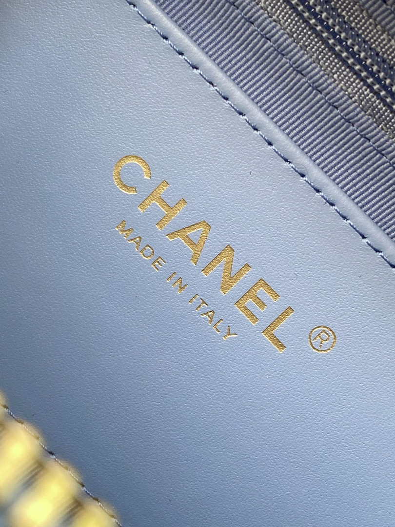 Chanel large hobo bag, Washed denim AS5339 blue