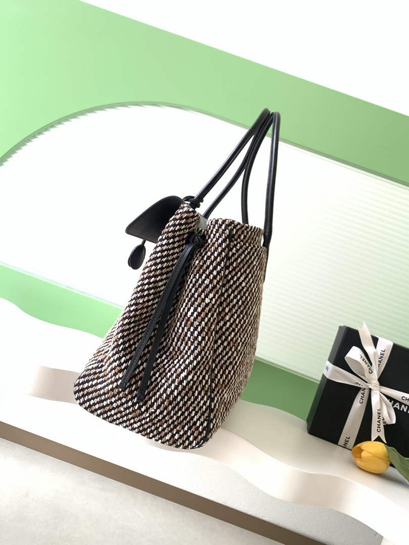Chanel Large Shopping Tote Bag, AS6289 Grained Calfskin Black