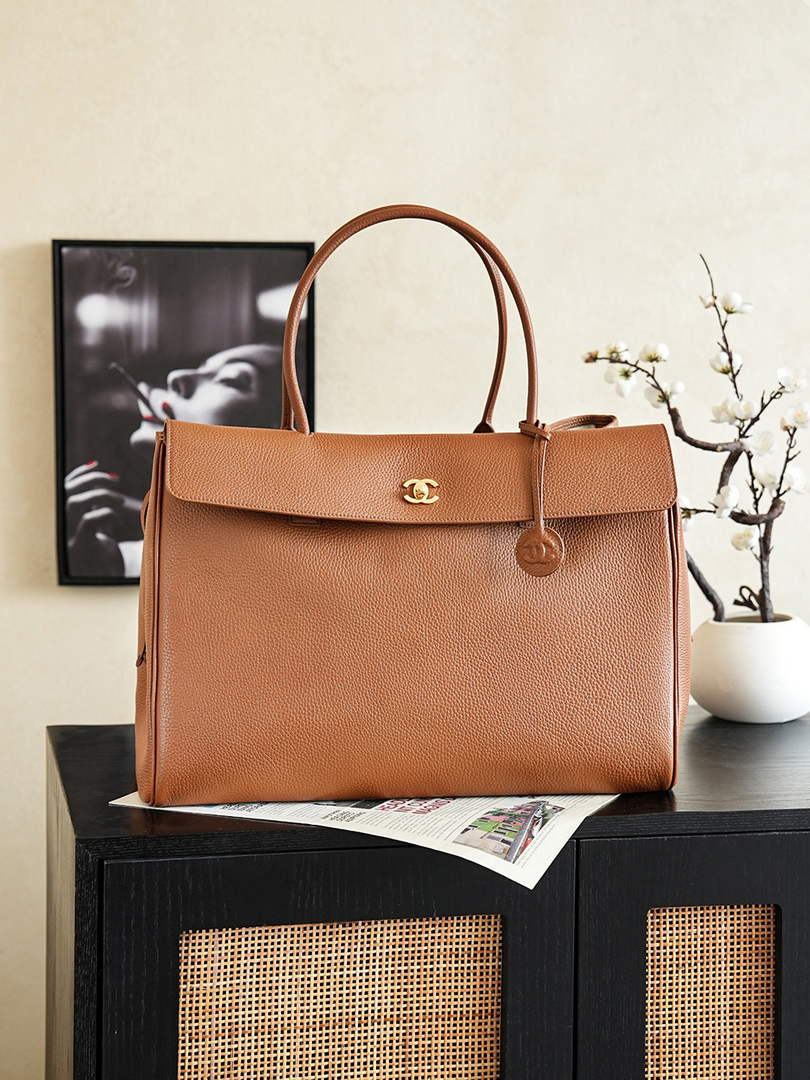 Chanel Large Shopping Tote Bag, AS6289 Brown Grained Calfskin