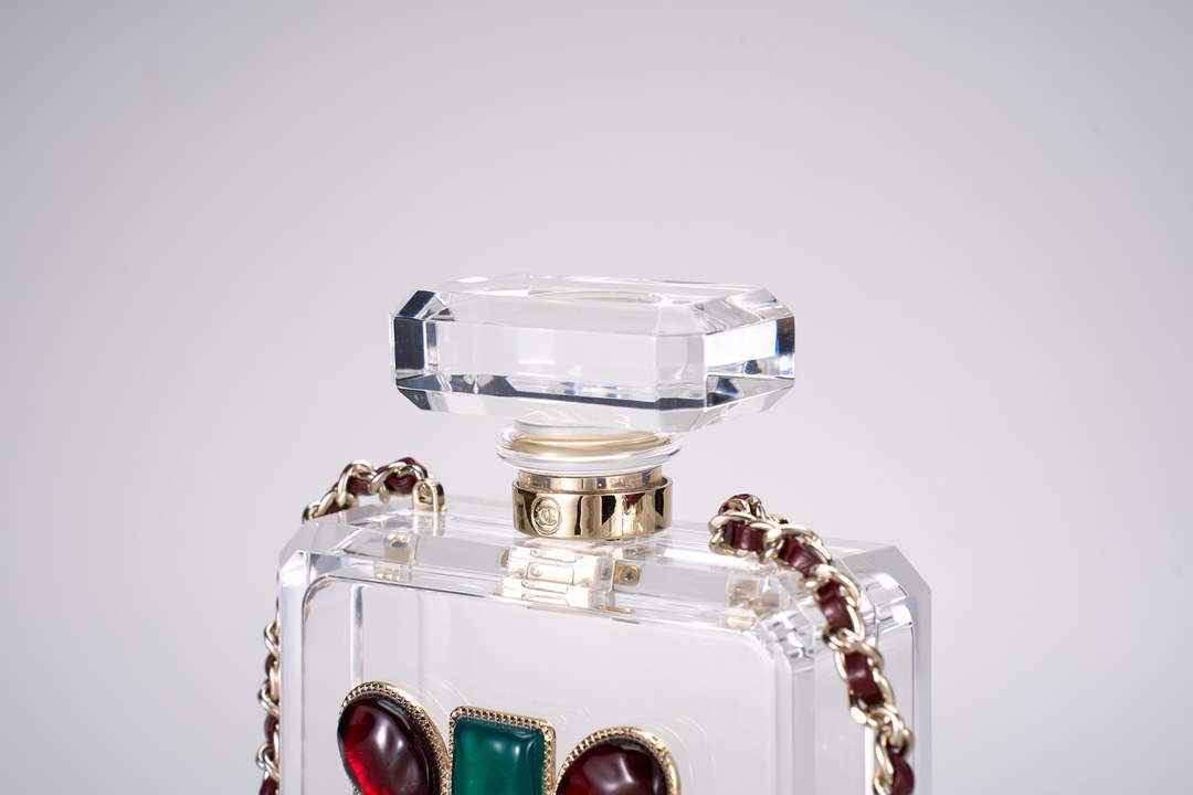 Chanel Limited Edition Green and Red Gripoix Maltese AS2269