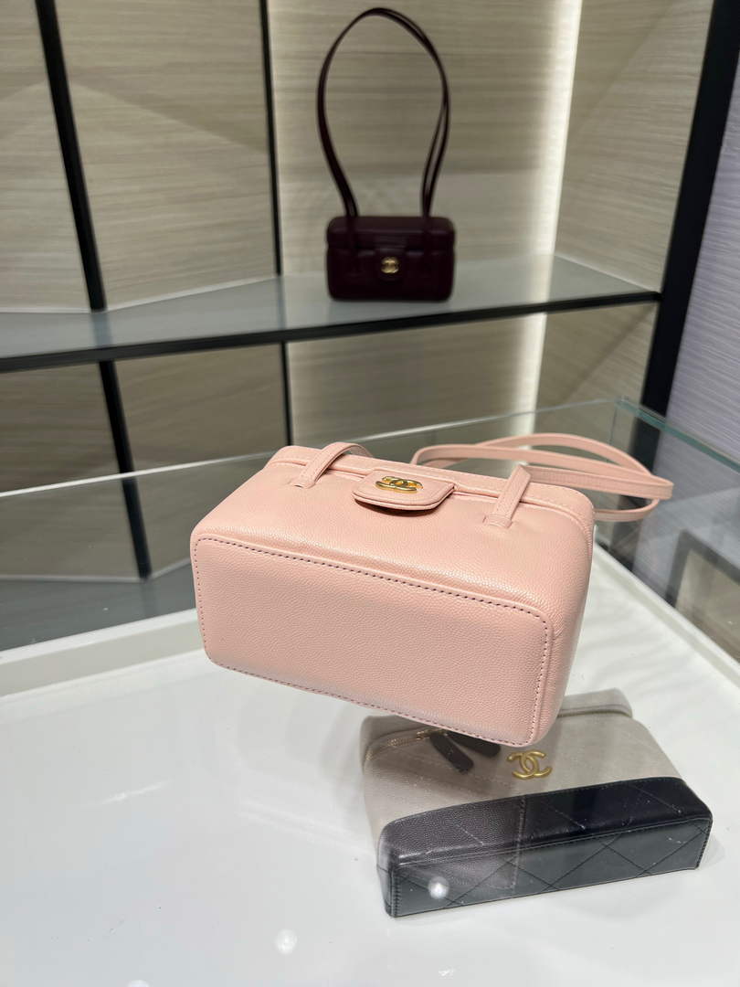 Chanel Long Vanity with Leather Strap AP5067, Calfskin Pink