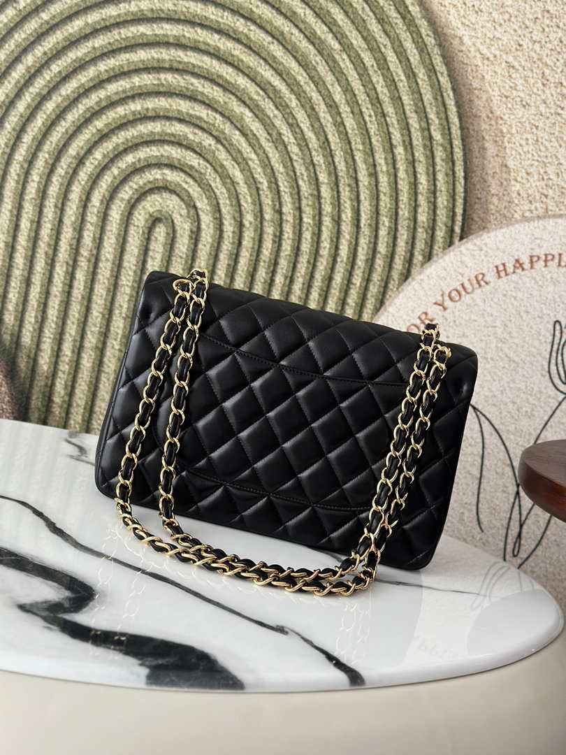 Chanel Large classic handbag, Lambskin A58600 black gold