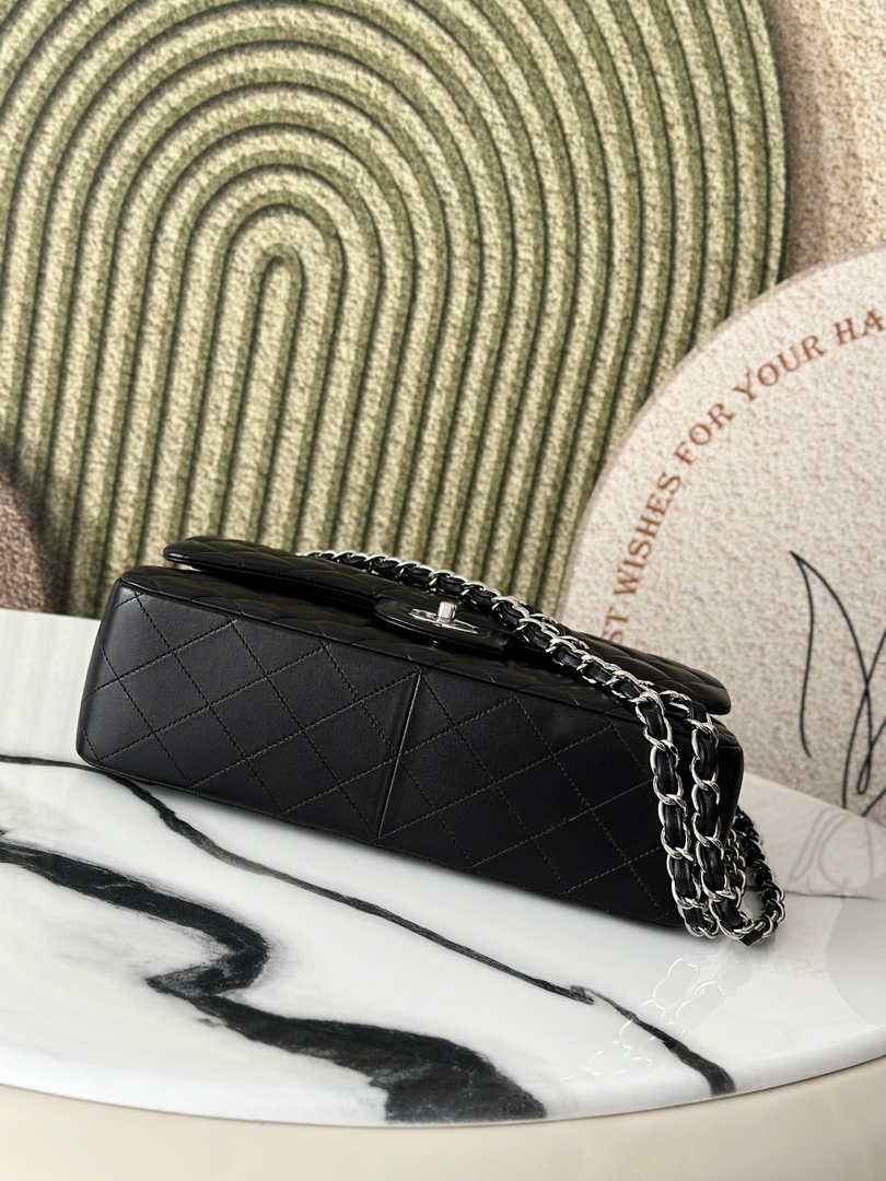 Chanel Large classic handbag, Lambskin A58600 black silver