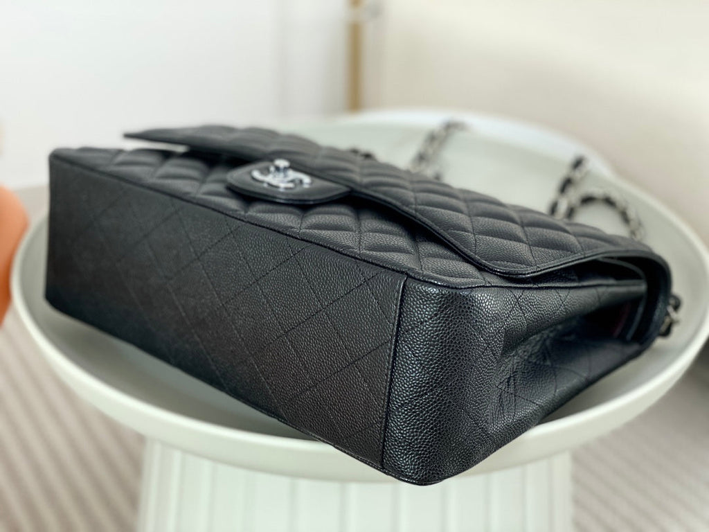 Chanel Maxi classic handbag, Grained calfskin A58601 Black Silver