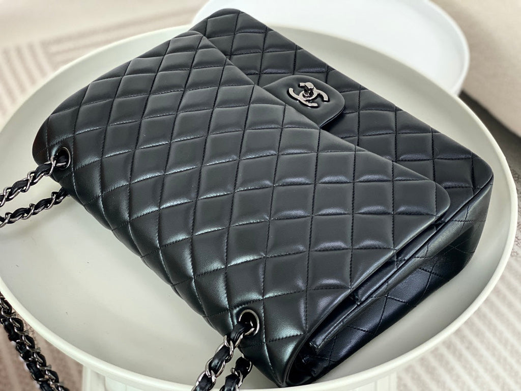 Chanel Maxi classic handbag, Lambskin A58601 Black