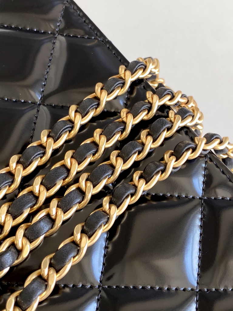 Chanel Maxi clutch bag, AS4900 Lambskin Black