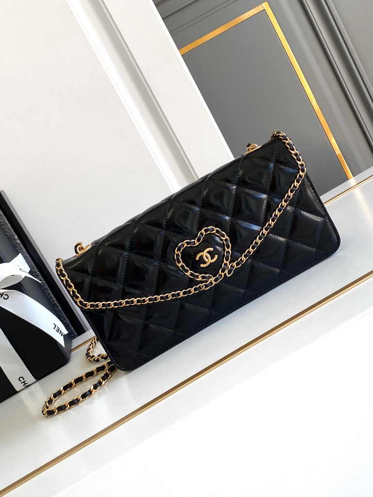 Chanel Maxi clutch bag, AS4901 Lambskin Black