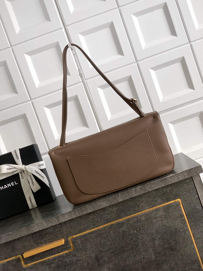 Chanel Maxi Flapbag AS6231 Grained Calfskin Light Brown Gold