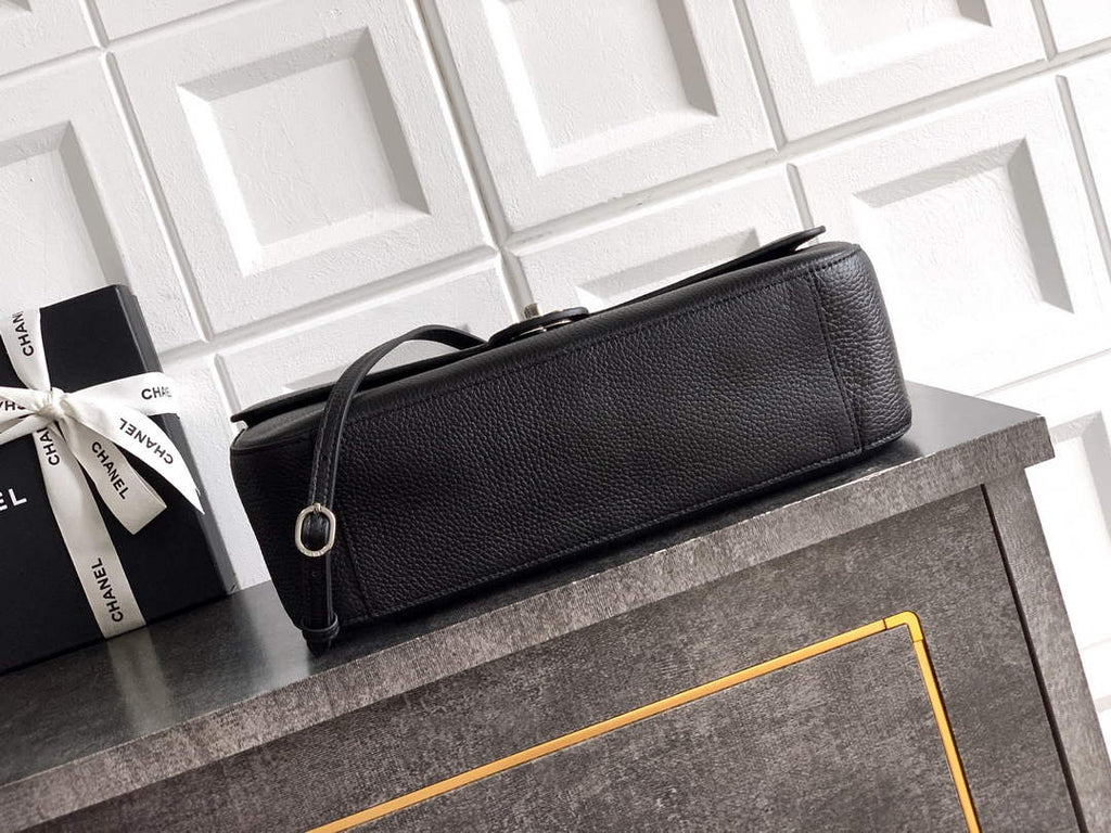 Chanel Maxi Flapbag AS6231 Grained Calfskin Black Silver