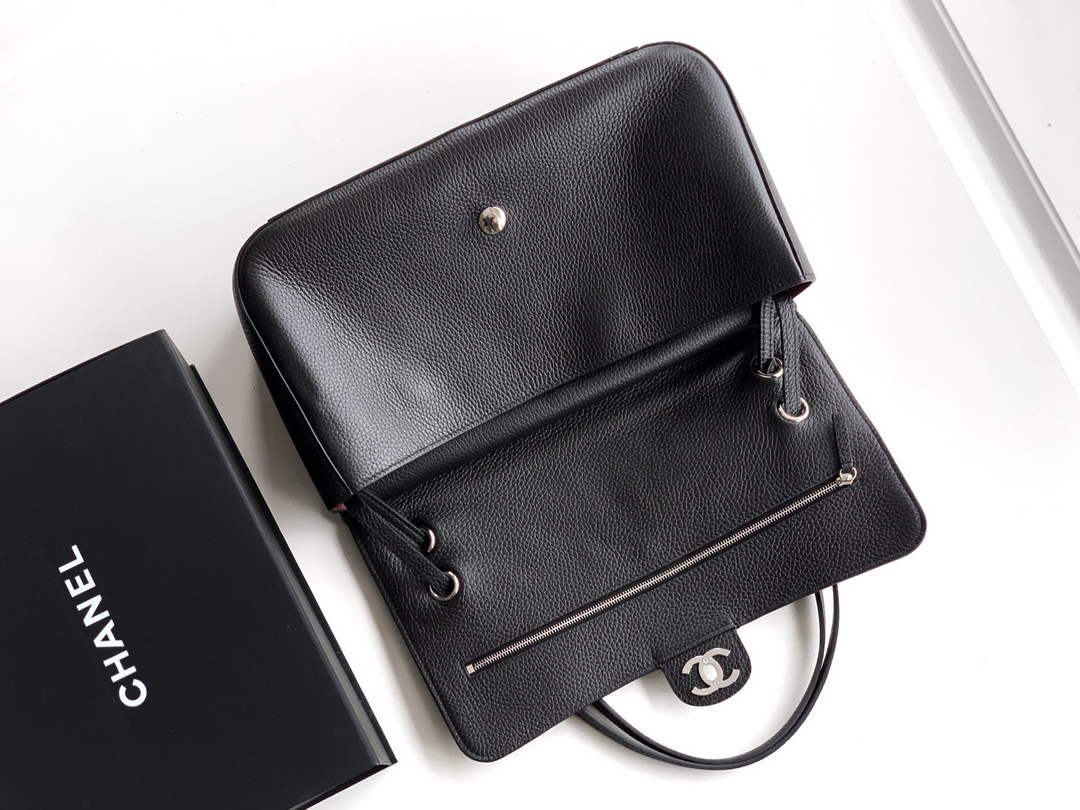 Chanel Maxi Flapbag AS6231 Grained Calfskin Black Silver