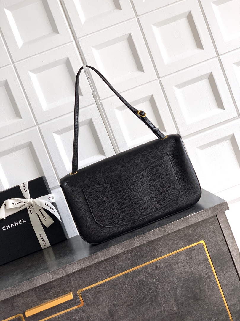 Chanel Maxi Flapbag AS6231 Grained Calfskin Black Gold