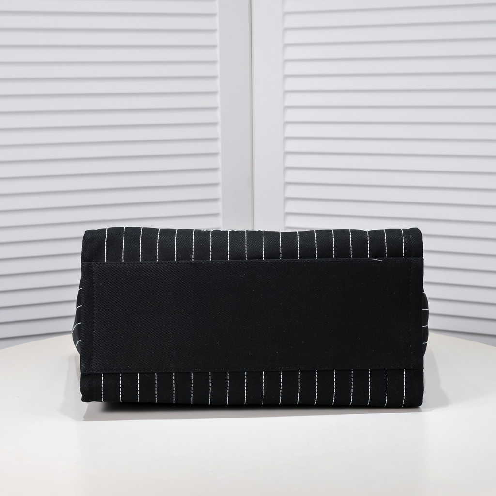Chanel Maxi Shopping Bag A93786 Cotton Calfskin Black