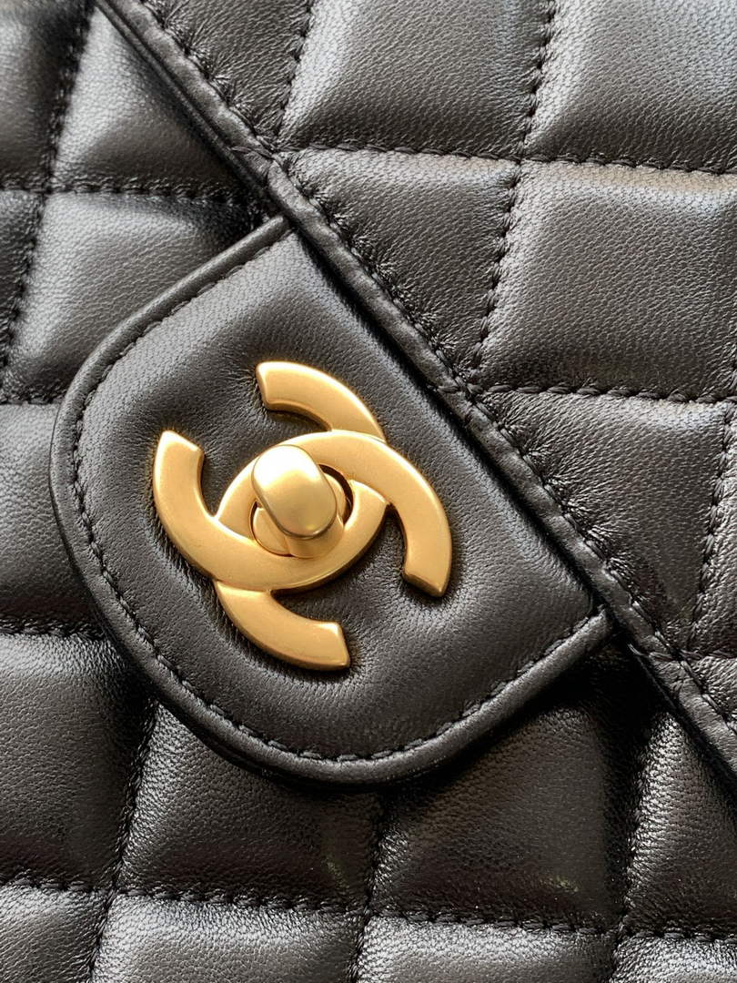 Chanel Medium flap bag with top handle, AS5356, Black lambskin