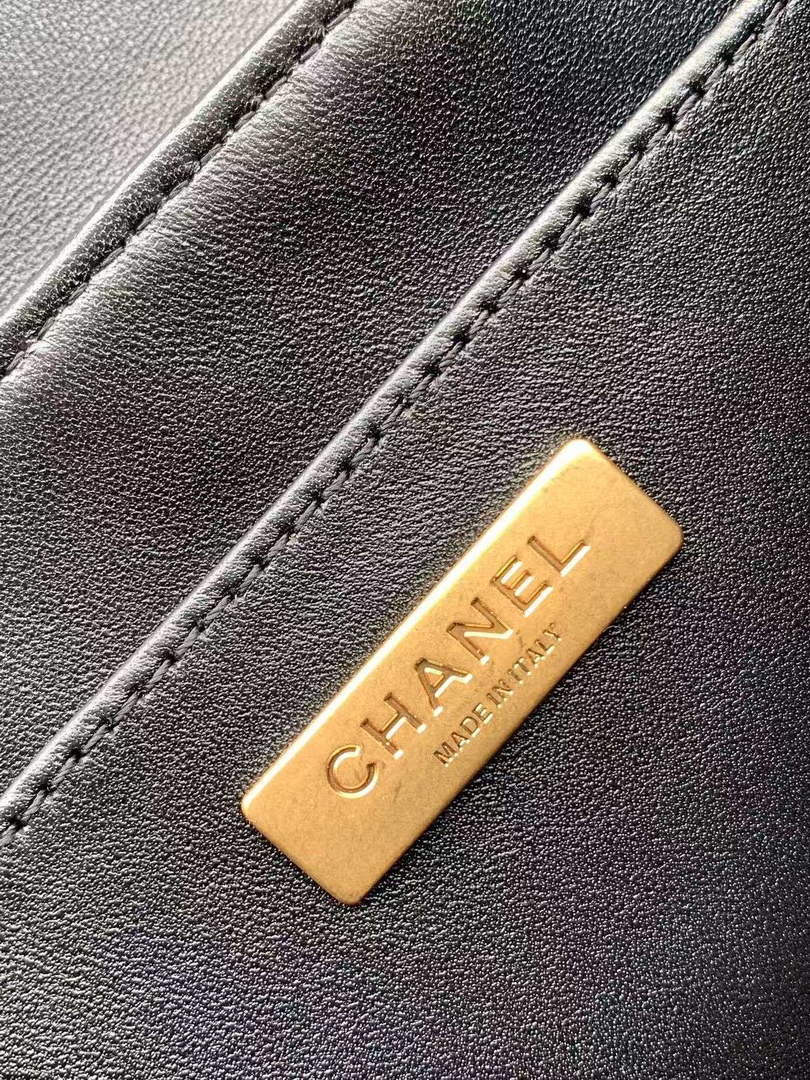 Chanel Medium flap bag with top handle, AS5356, Black lambskin