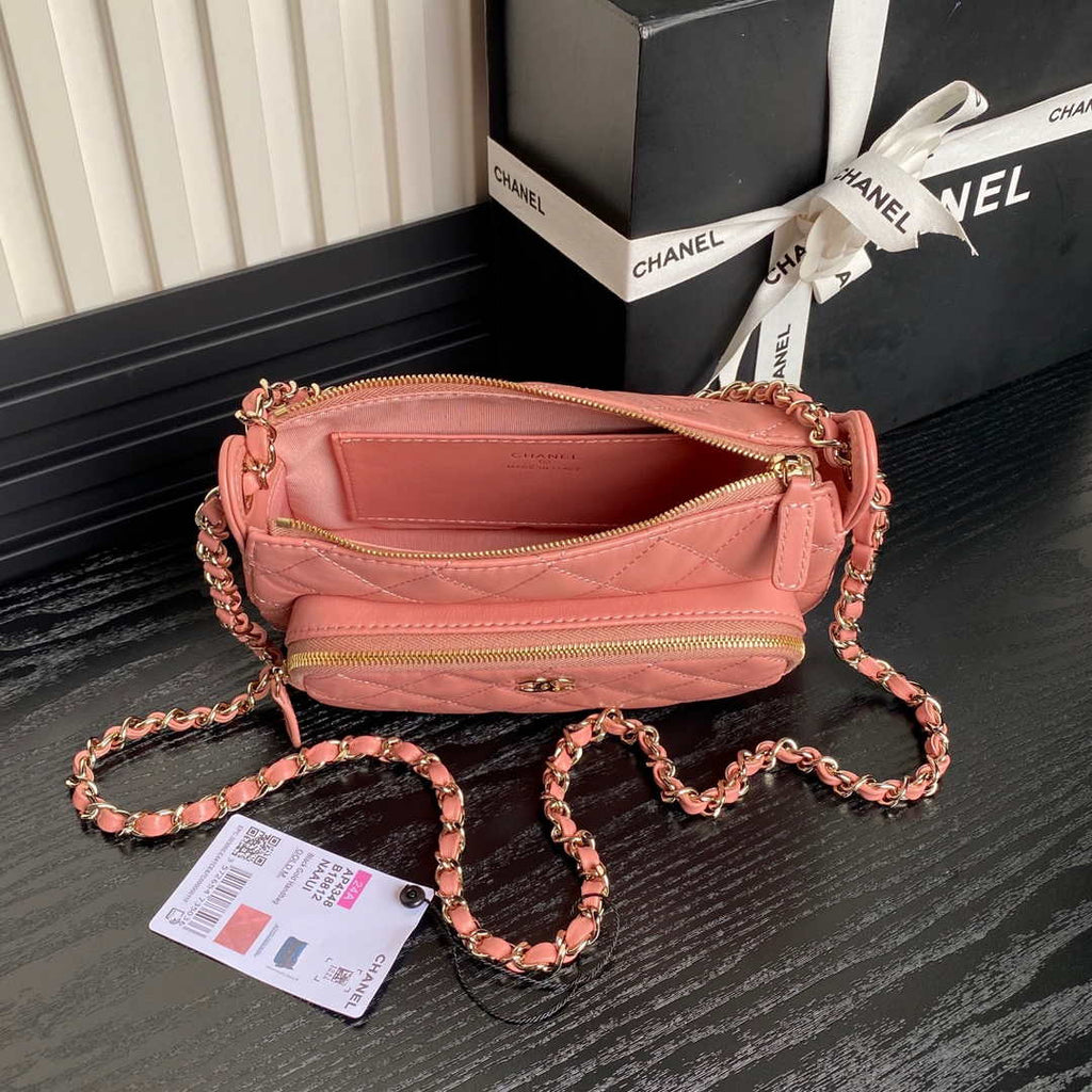 Chanel mini camera case, Shiny lambskin AP4378 pink