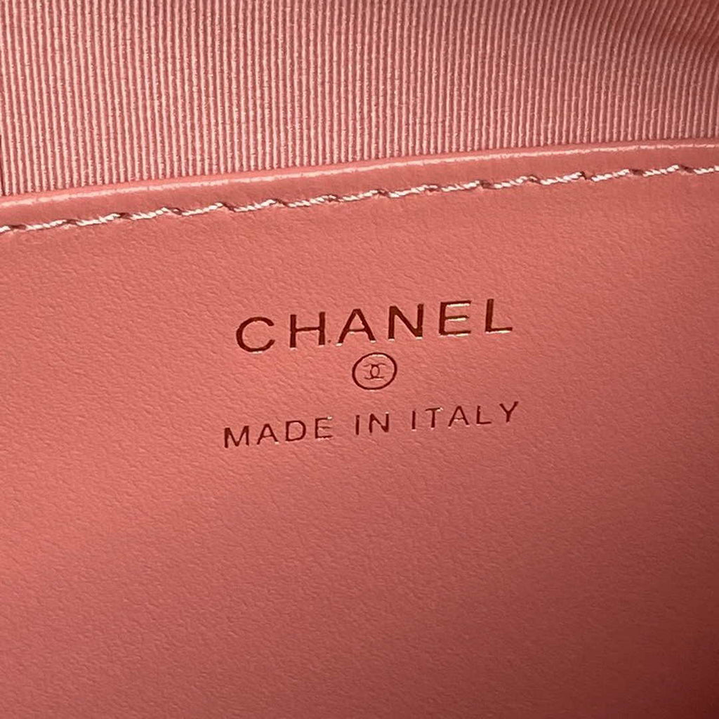 Chanel mini camera case, Shiny lambskin AP4378 pink