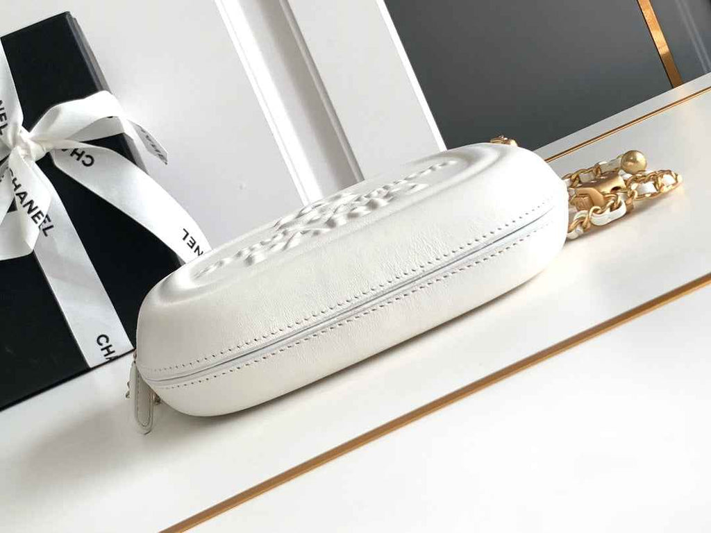 Chanel Mini camera case, Shiny lambskin AS5318 white