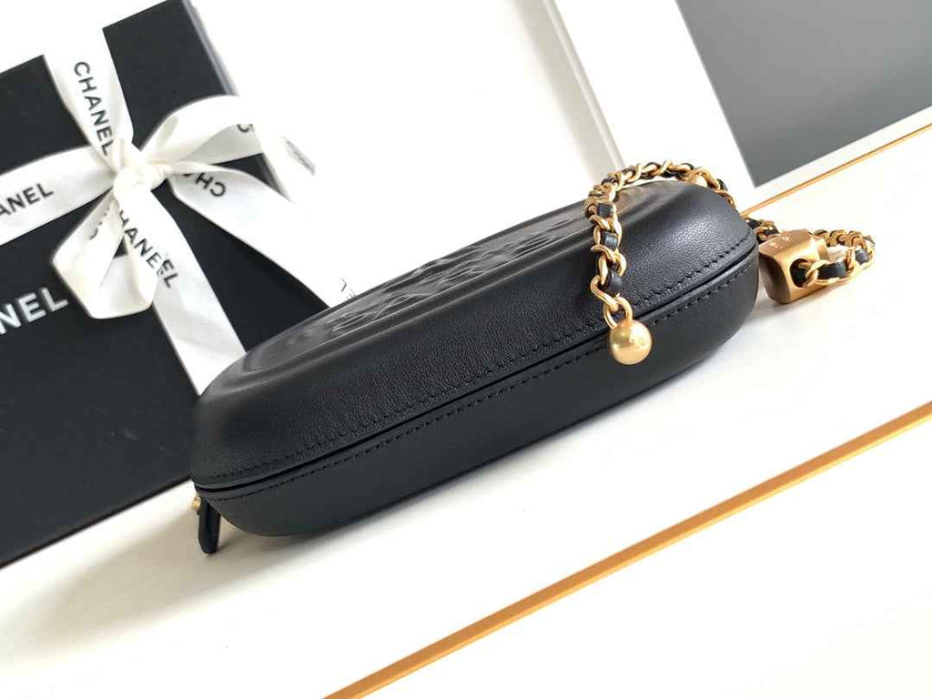 Chanel Mini camera case, Shiny lambskin AS5318 black