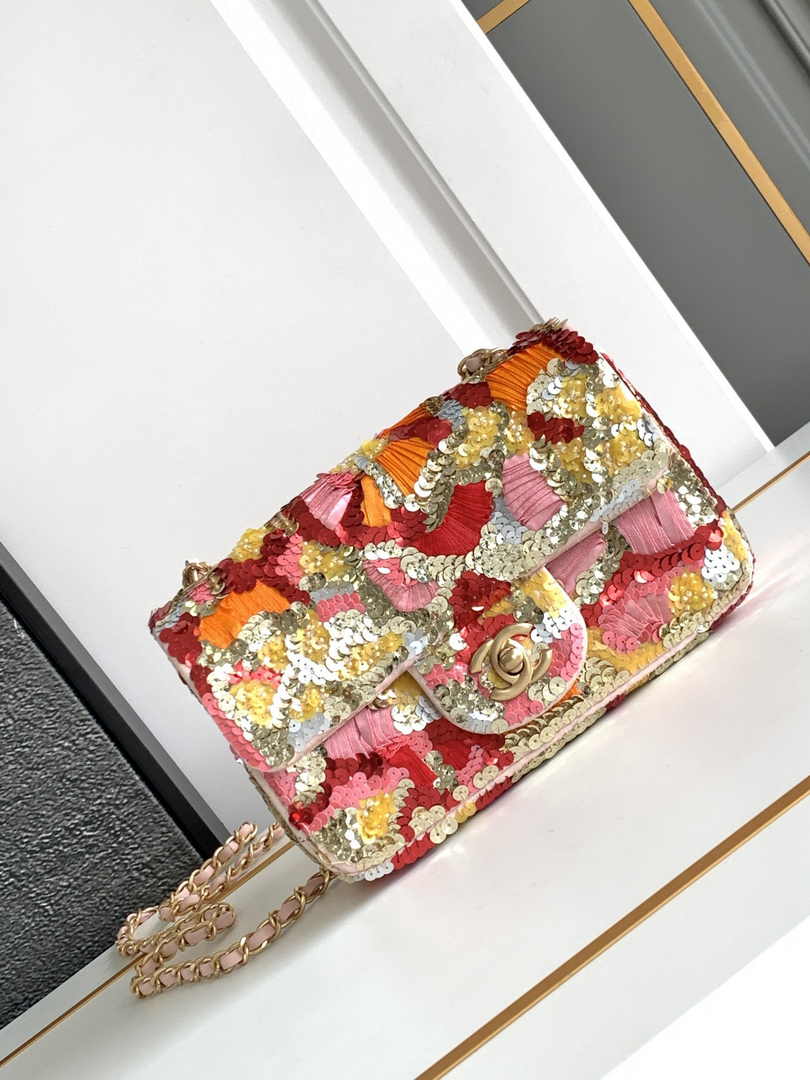 Chanel Mini Flap Bag A69900 Pink Sequinsl Gold-Tone Metal