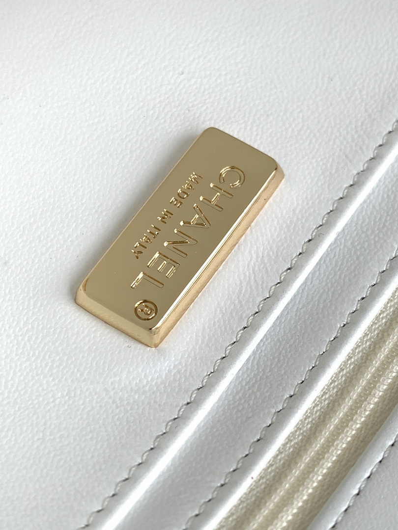 Chanel Mini Flap Bag A69900 White Sequinsl Gold-Tone Metal