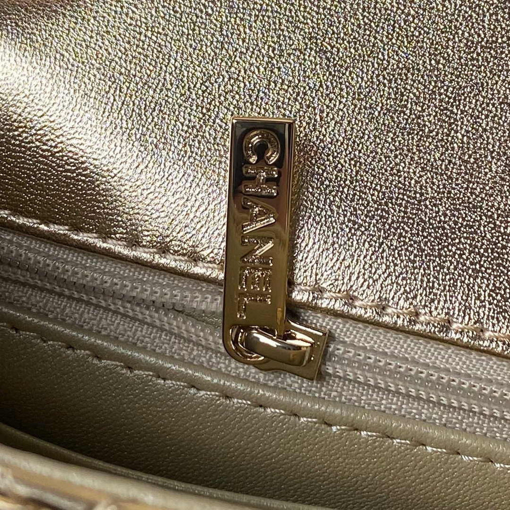 Chanel Mini Flap bag star coin purse AS4646 Mirror calfskin Gold