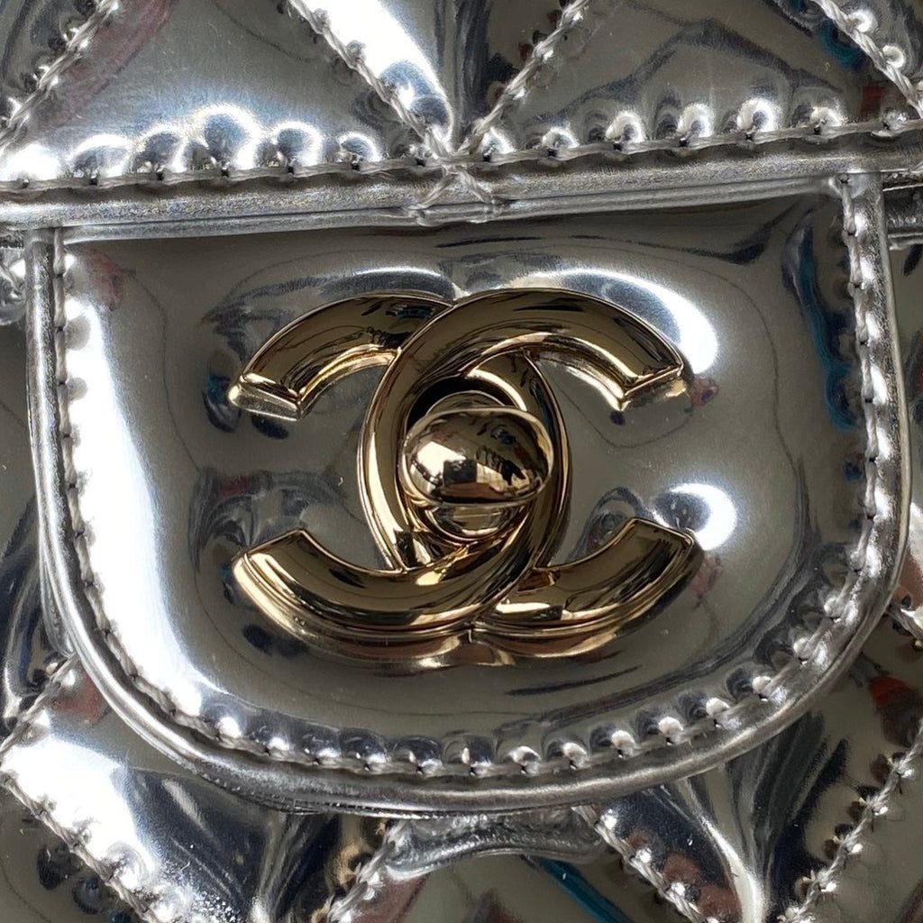Chanel Mini Flap bag star coin purse AS4646 Mirror calfskin Silver