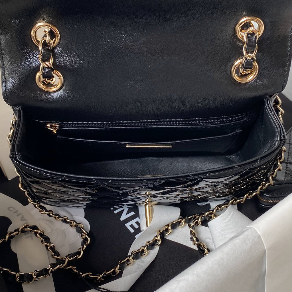 Chanel Mini Flap bag star coin purse AS4647 Mirror calfskin Black