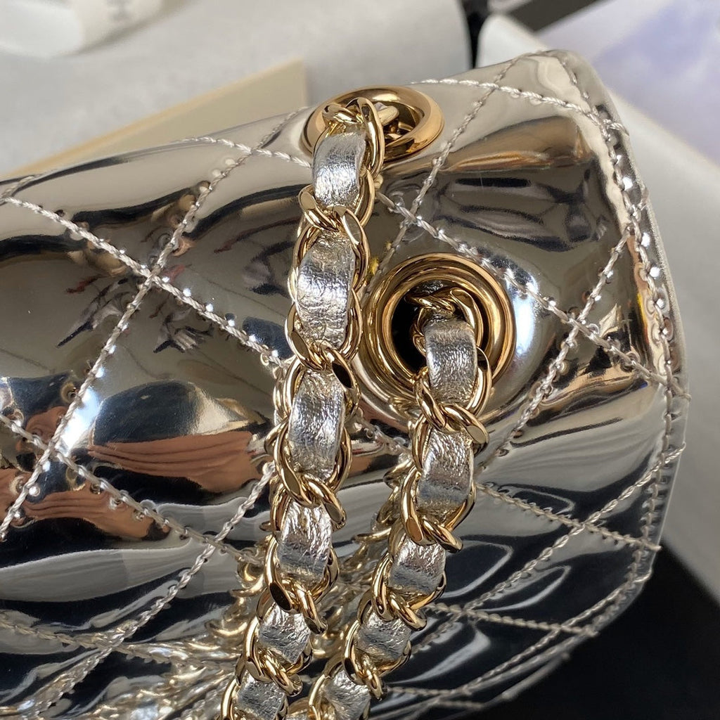 Chanel Mini Flap bag star coin purse AS4647 Mirror calfskin Silver