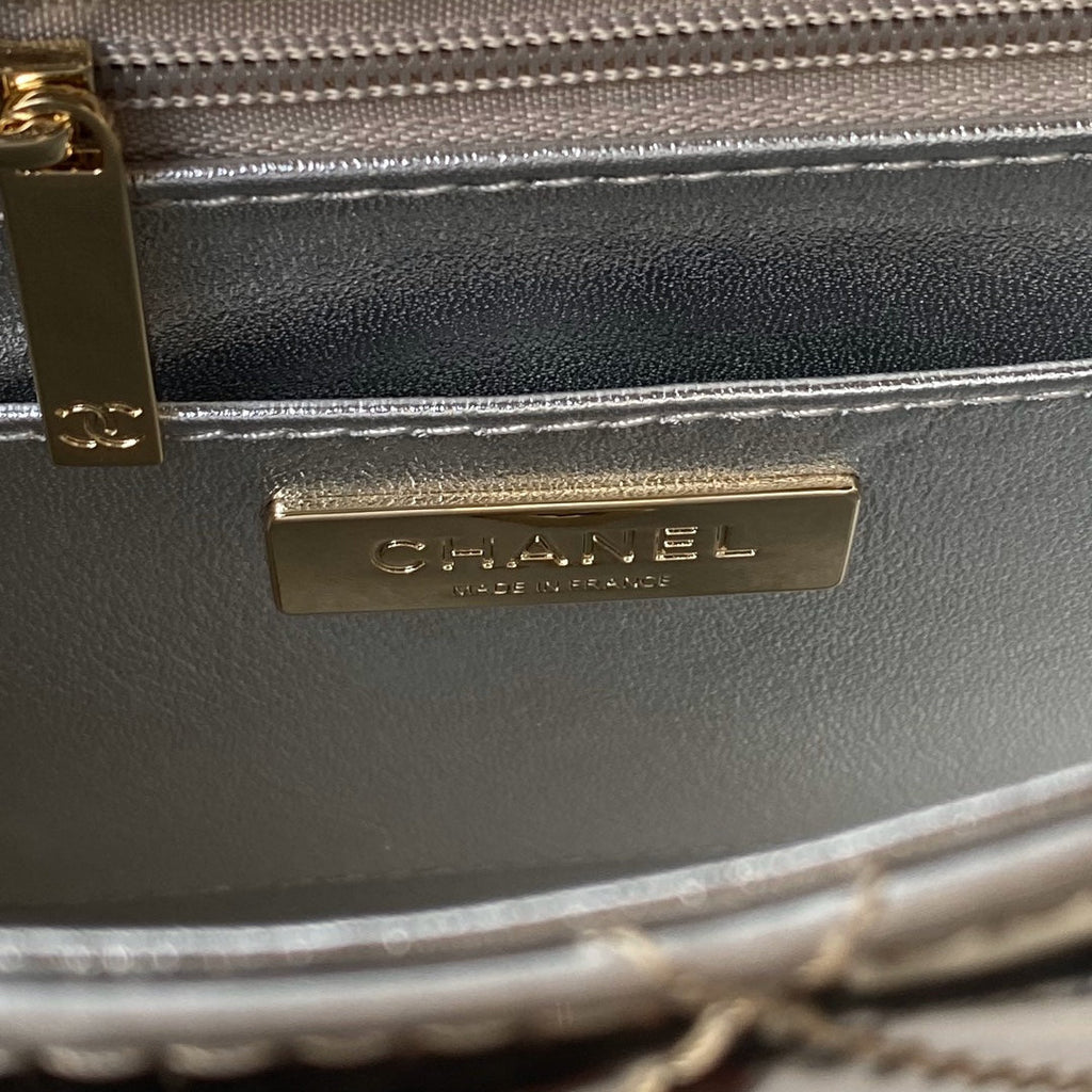 Chanel Mini Flap bag star coin purse AS4647 Mirror calfskin Silver