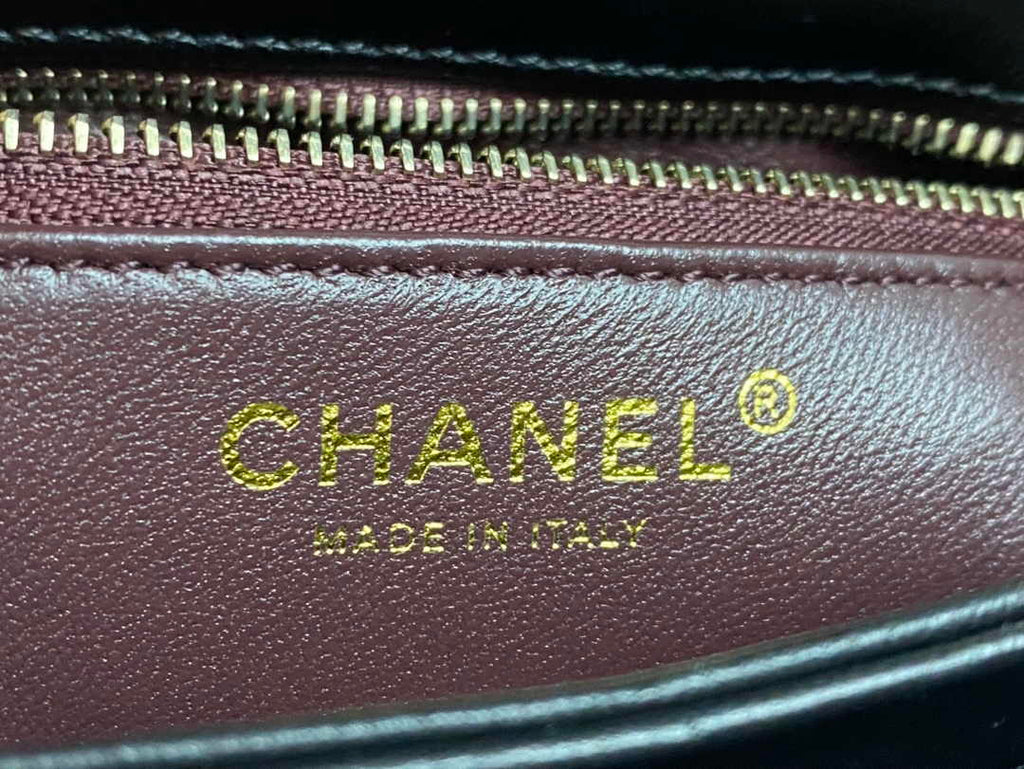 Chanel Mini Flap bag with top handle AS4564 Black Lambskin