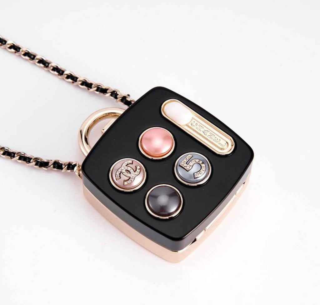 Chanel Mini Makeup Palette Minaudière Bag ABA744
