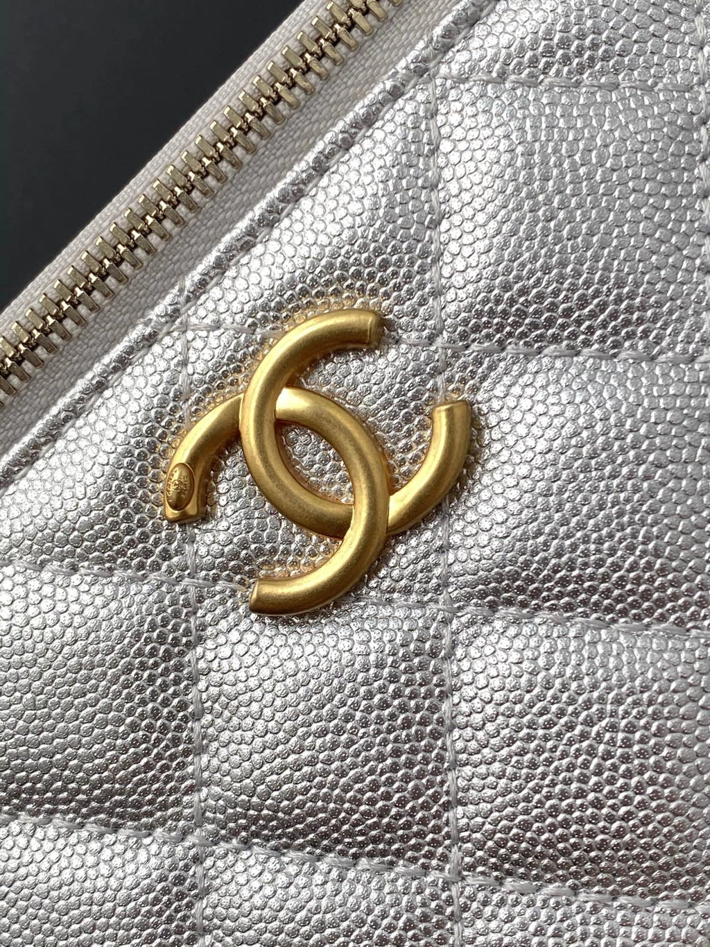 Chanel Vanity Case, AP3940 Calfskin Gold