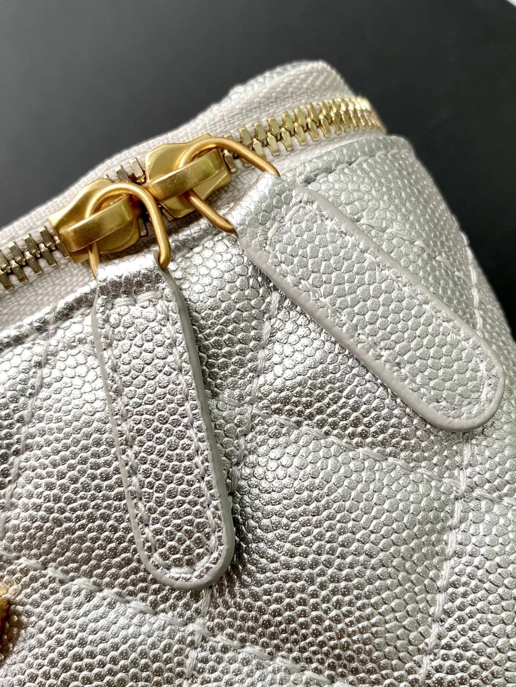 Chanel Vanity Case, AP3940 Calfskin Gold