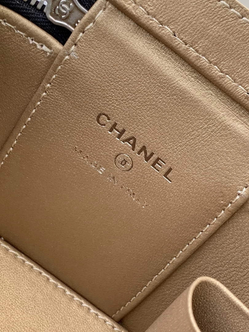 Chanel Mini Vanity Case, AP3941 Lambskin Silver