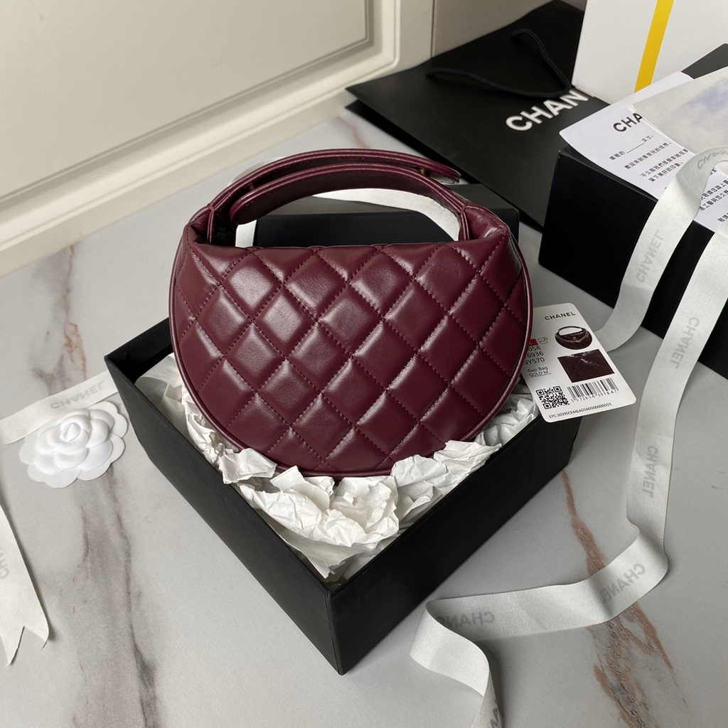 Chanel Pouch AP4058 Dark Burgundy Shiny crumpled calfskin