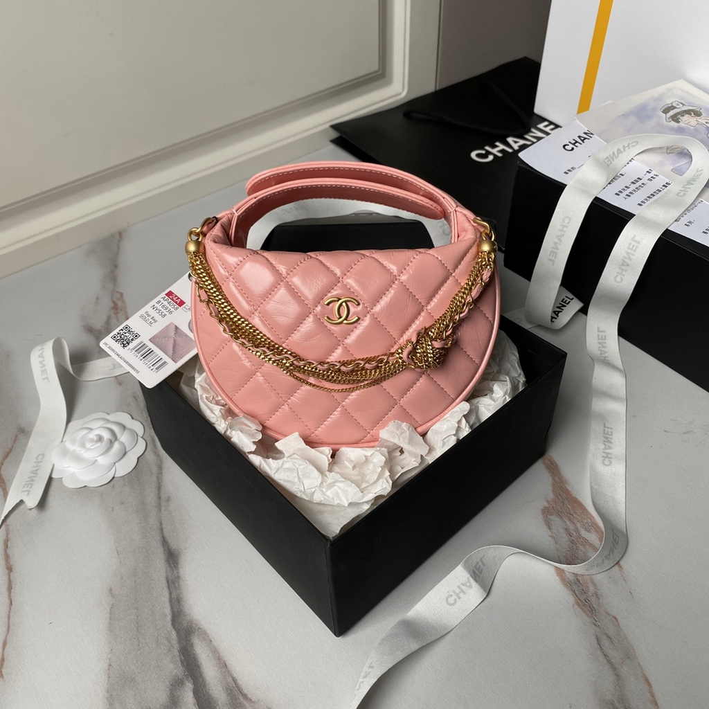 Chanel Pouch AP4058 Pink Shiny crumpled calfskin