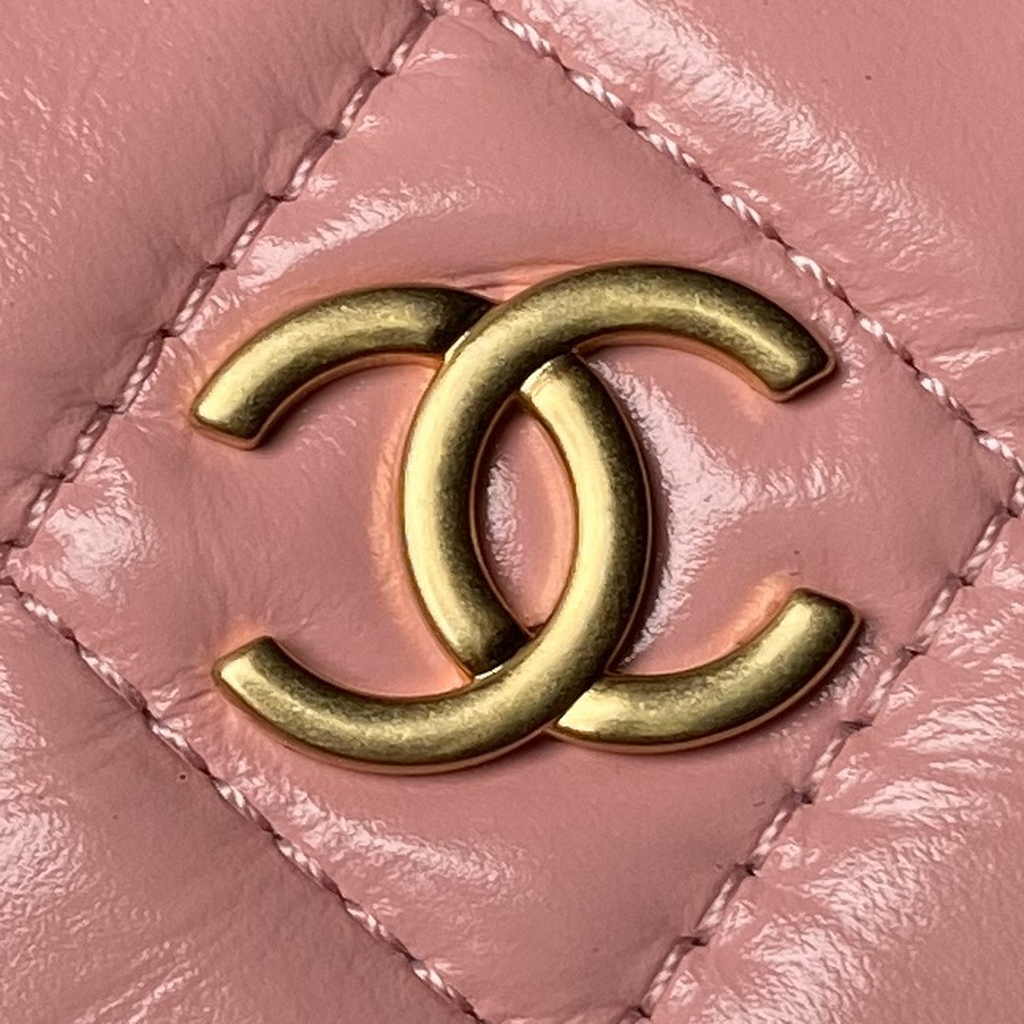Chanel Pouch AP4058 Pink Shiny crumpled calfskin