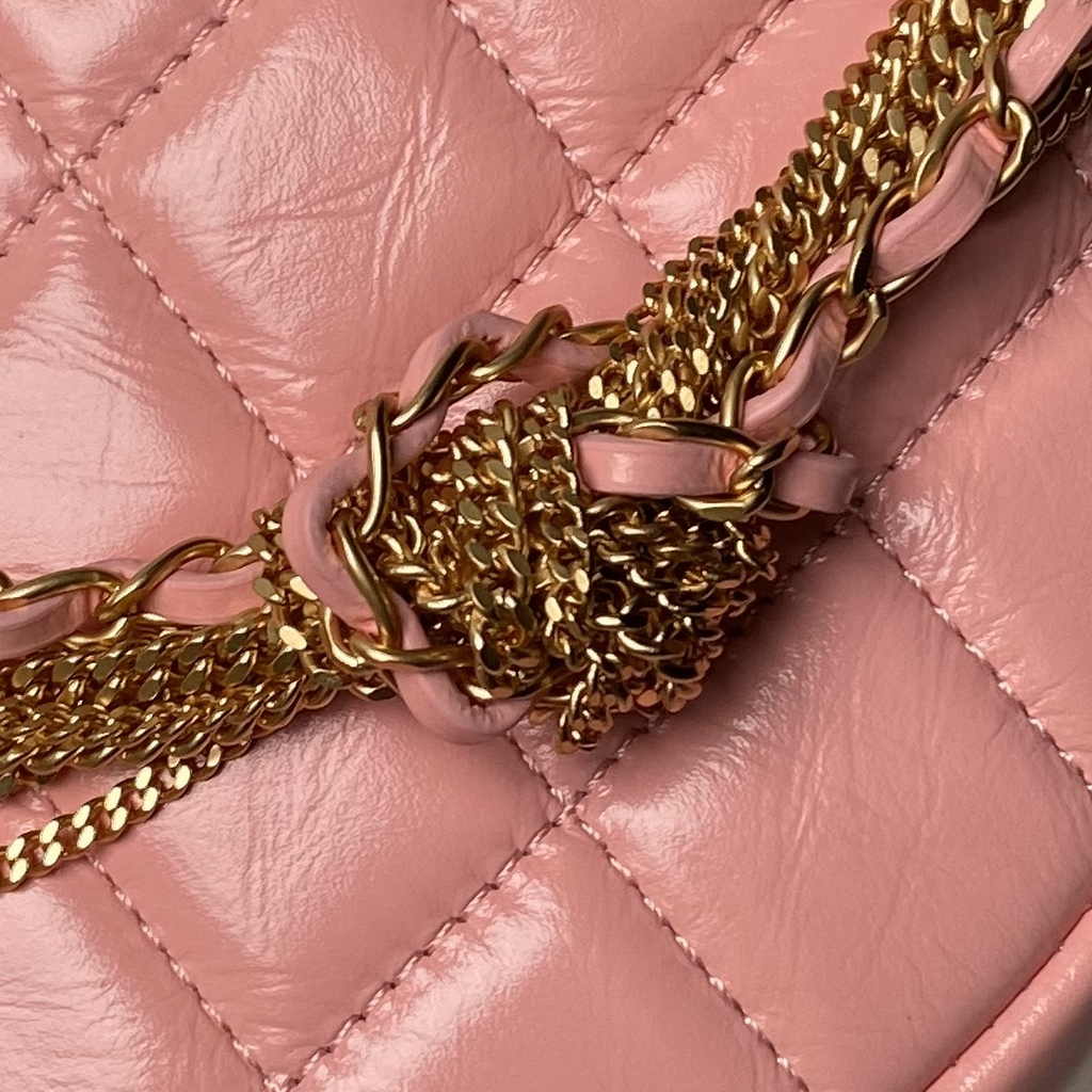 Chanel Pouch AP4058 Pink Shiny crumpled calfskin