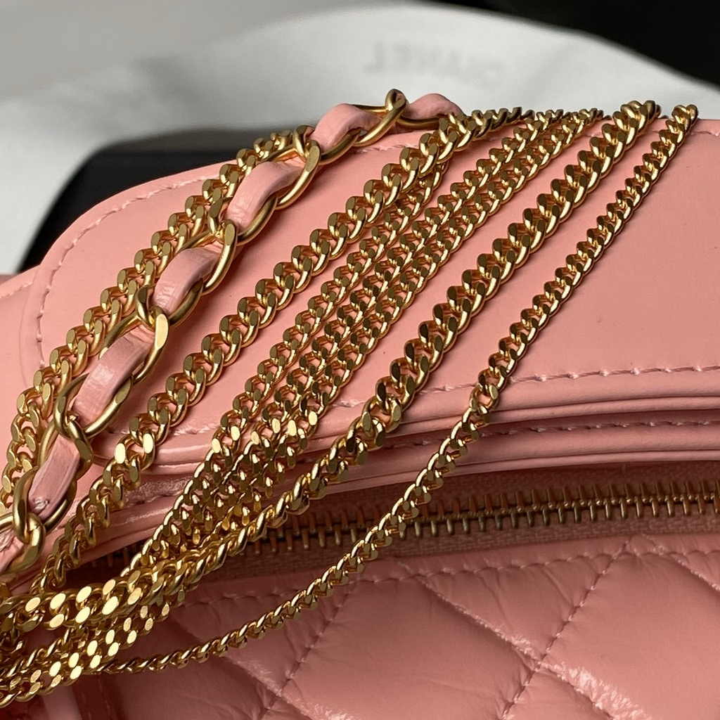Chanel Pouch AP4058 Pink Shiny crumpled calfskin