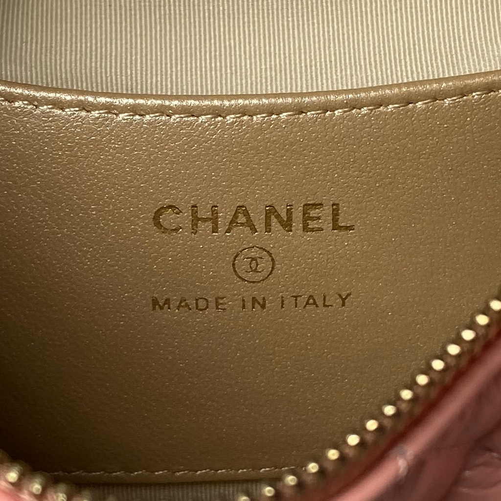 Chanel Pouch AP4058 Pink Shiny crumpled calfskin
