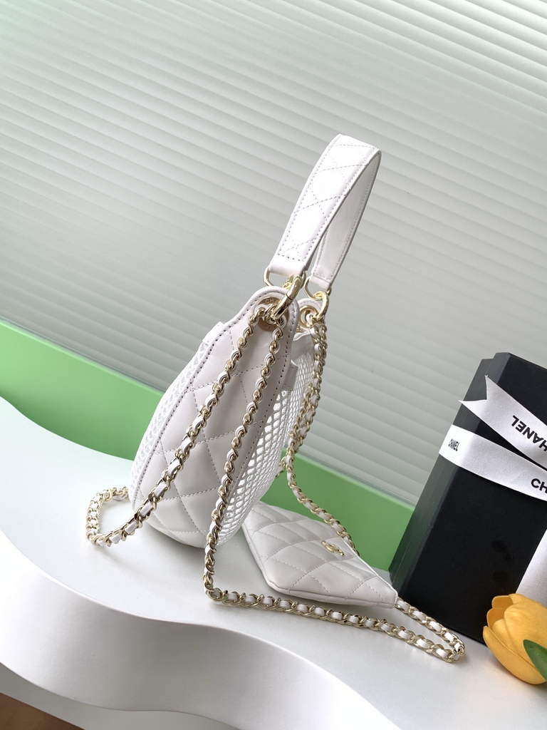 Chanel Pouch, Mesh, shiny lambskin & gold-tone metal, AP4673 white