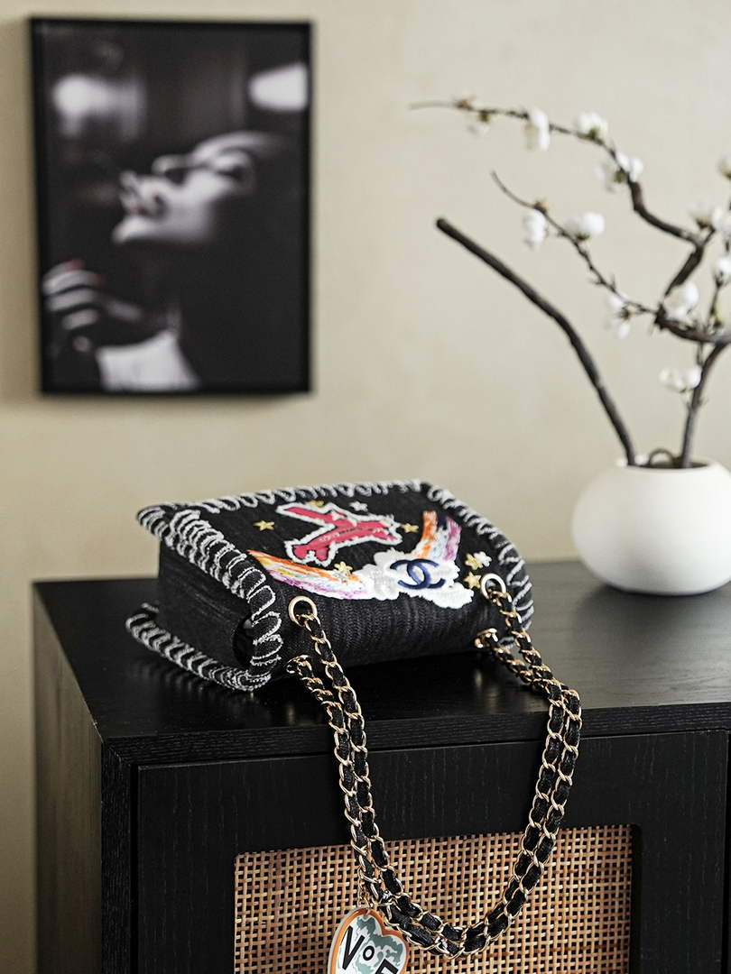 Chanel Shopping Bag AS5271 Black