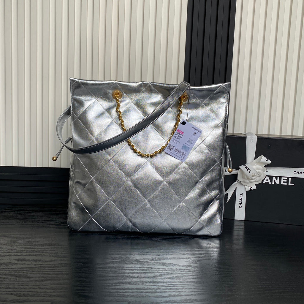 Chanel Shopping bag, Shiny lambskin AS5315 silver