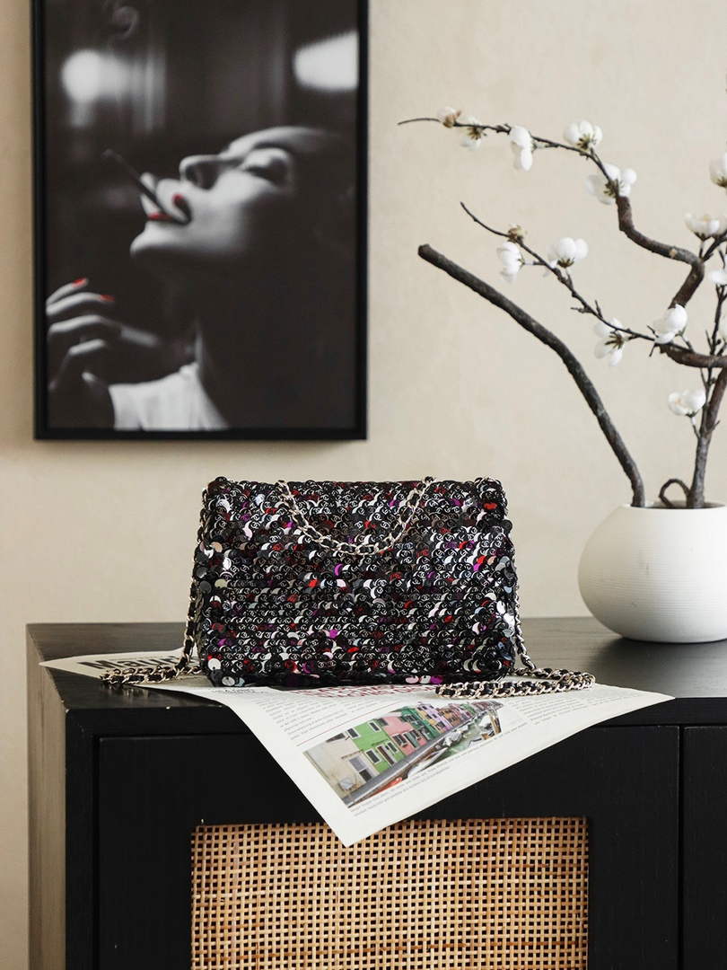 Chanel Shoulder Flap bag, AS4561 Sequins, Black & Red