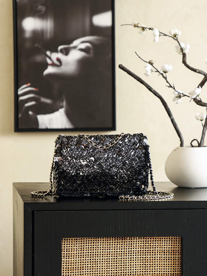 Chanel Shoulder Flap bag, AS4561 Sequins, Black